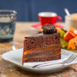 Pataki Cukrászda Érd - Sacher tortaszelet - Tortaszeletek