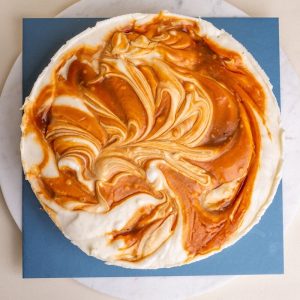 Pataki Cukrászda Érd karamellás sajttorta 12 szeletes