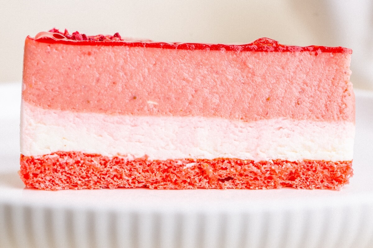 Pataki Cukrászda Érd epres joghurt tortaszelet