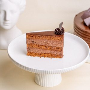 Pataki Cukrászda Érd belga csokoládé torta szelet