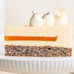 Pataki Cukrászda Érd Mákszemnyi barack torta szelet