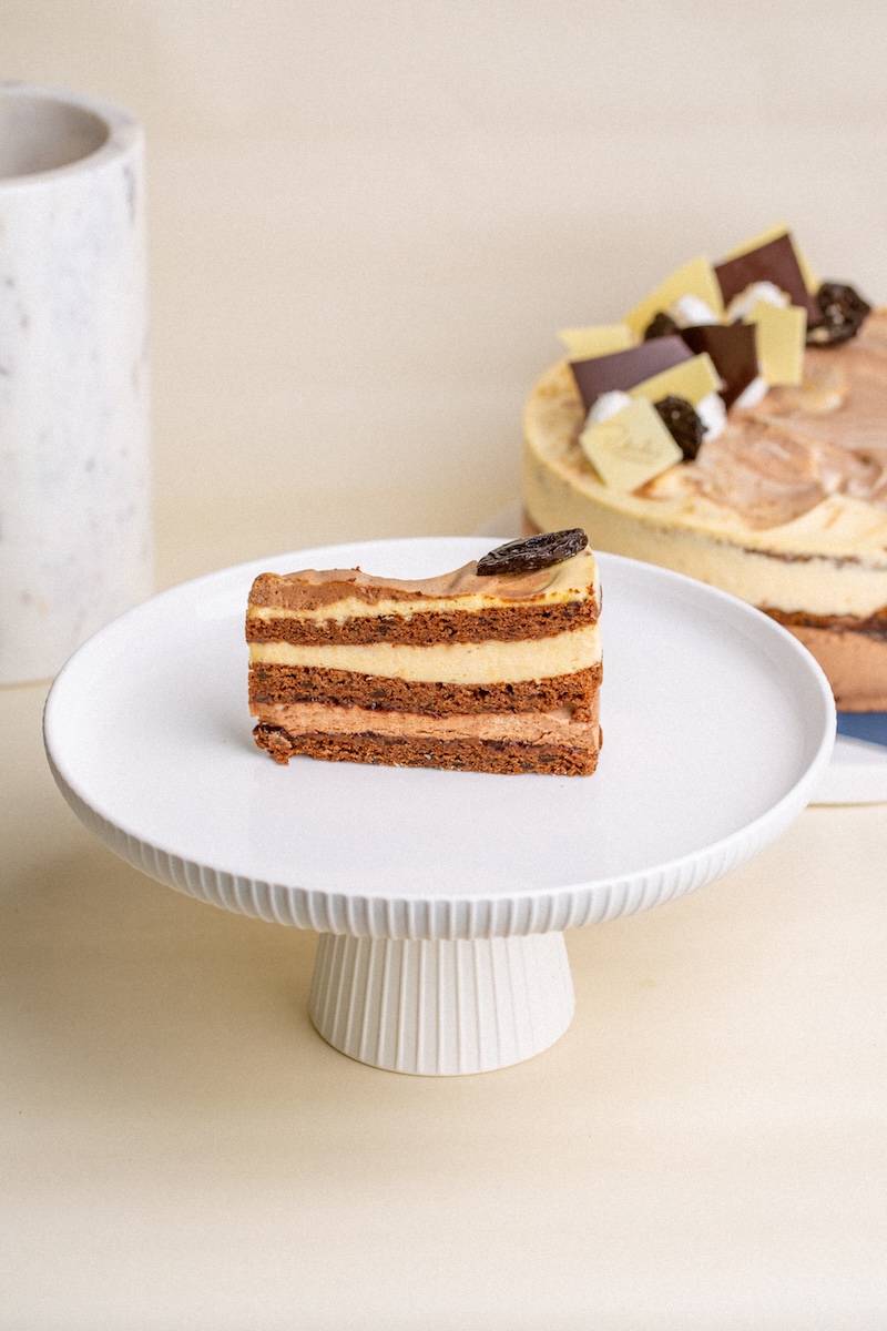 Pataki Cukrászda Érd Szatmári szilva tortaszelet