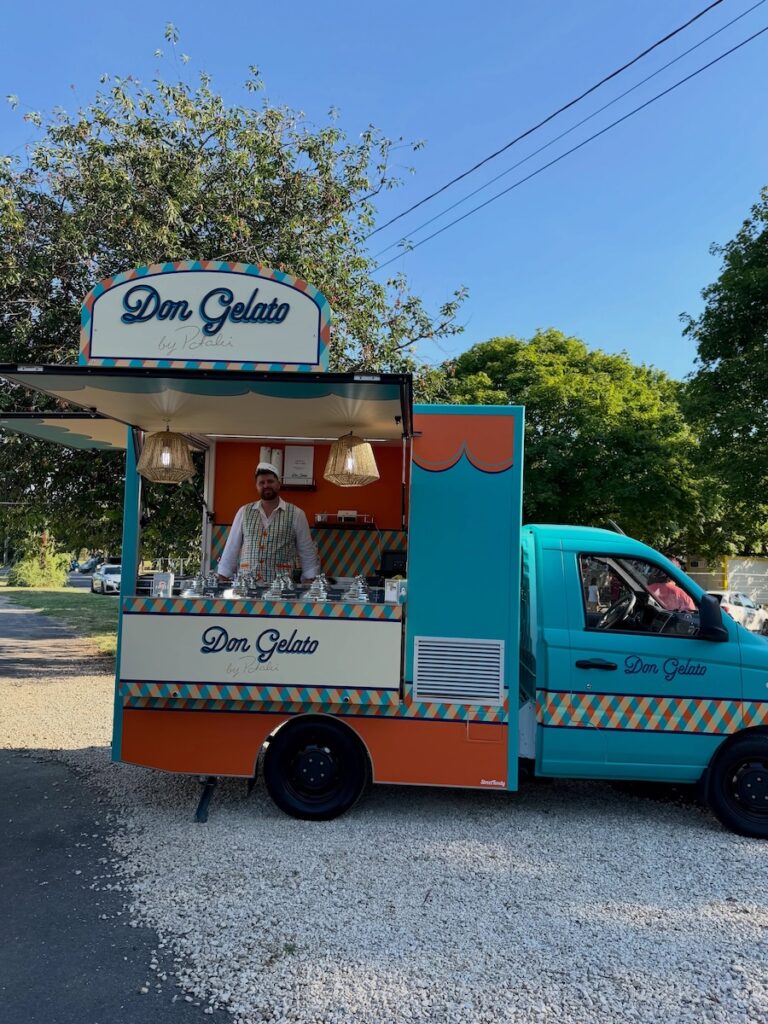 Pataki Cukrászda Érd - Don Gelato by Pataki - Bérelhető fagylaltos kocsi